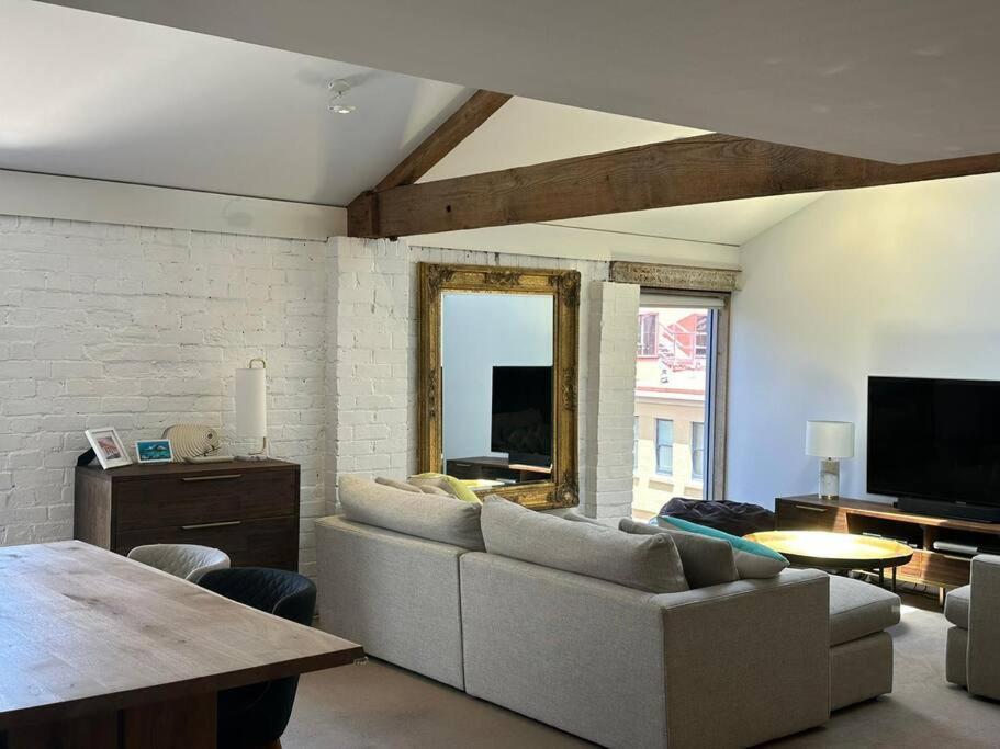 Boxwood Ixl Luxe Waterfront Hobart